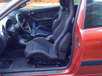 Se vende semibaquet clio sport iii 400€