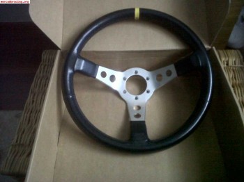 Piña para 206 gti y volante desplazado