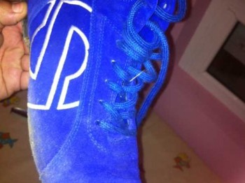 Mono y ropa ignífuga 