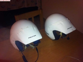 Vendo 2 cascos peltor y centralita