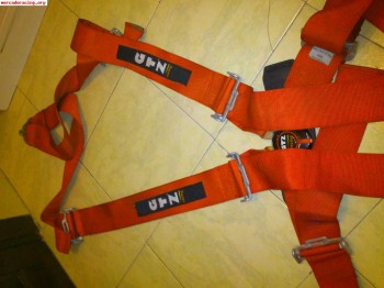 Vendo arnes 4 puntos caducado 