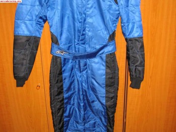 Vendo mono alpinestars gp pro como nuevo. 