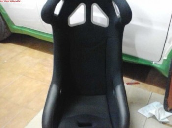 Baquet omp record 2 y arneses omp caducados