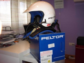 Se vende casco peltor g-7 y hans schroth.