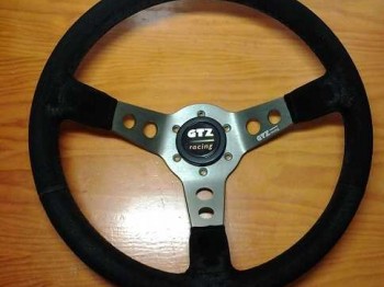 Volante desplazado gtz original titanio