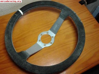 Volante desplazado omp 2 brazos original