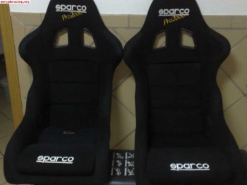 Vendo baquets sparco pro 2000 flamates