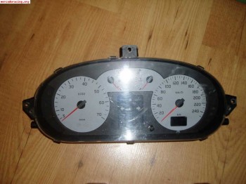 Marcador megane coupe1. 9dci año 2000