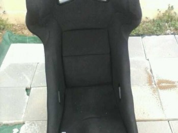 Vendo baquet y arnes caducado