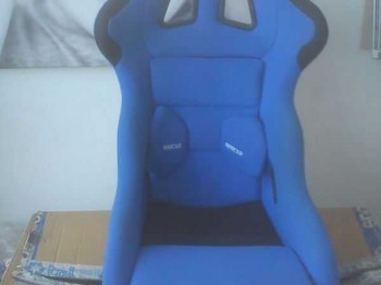 Juego bacquets sparco pro 2000 de fibra y arnes sabelt 6 pun