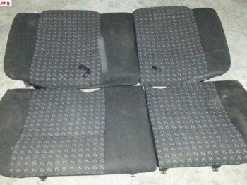 Asientos traseros clio 16v 35€