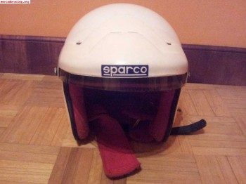 Casco momo