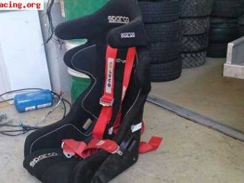 Se venden 2 bakets practicamente nuevos