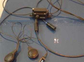 Centralita de interfonos y micrófono (ambos peltor)