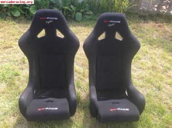 Vendo dos bakets gp-race light de fibra