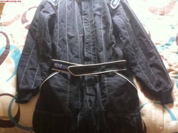 Se vende funda, botines, ropa interior..