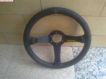 Volante sparco semidesplazado 3 brazos 