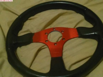 Volante momo y más cosasv