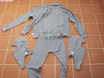 Conjunto ropa interior ignífuga.