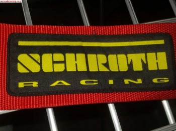 Se venden arneses de seis puntos sin estrenar