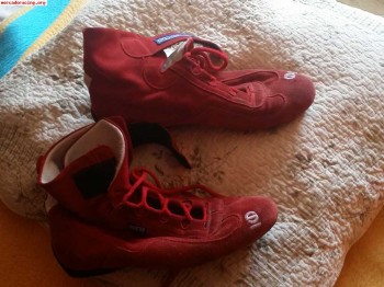 Vendo botines sparco