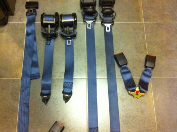 Cinturones azules ford rs