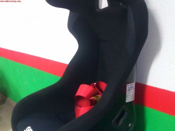 Se vende backet sparco circuit con orejeras y dos juegos de 