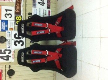 Vendo bakets y arneses sparco caducados