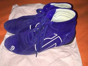 Mono,botines i ropa ignifuga