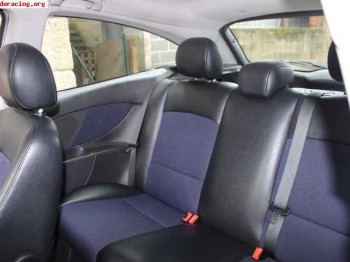 Interior completo focus st 170