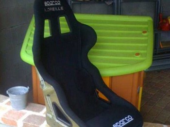 Busco un backet como este: