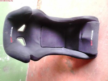 Se vende baquet 140€. 