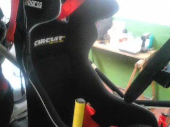 Se vende baquet sparco circuit nuevo!!