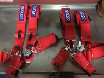Vendo pareja arneses sparco 6 puntos nuevos