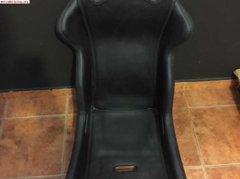 Se vende baket de fibra acabado cuero 100€