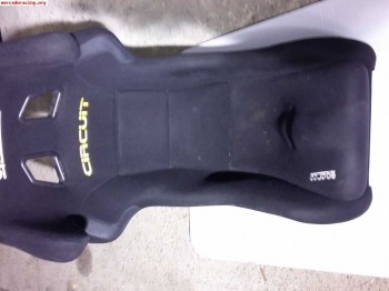 Se vende baquet sparco circuit y arneses