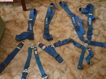 2 arneses sparco caducados