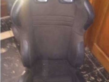 Se venden o se cambian replica sparco 