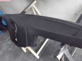 Reparación y flockado de salpicaderos