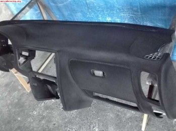 Reparación y flockado de salpicaderos