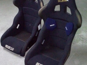 Se venden sparco pro2000
