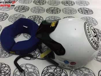 Conjunto de caco, collarín y auriculares