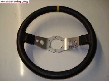 Vendo volante sparco de 2 radios