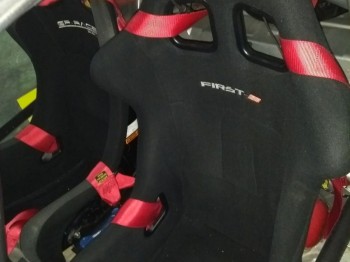 Baquets y arneses todo homologado