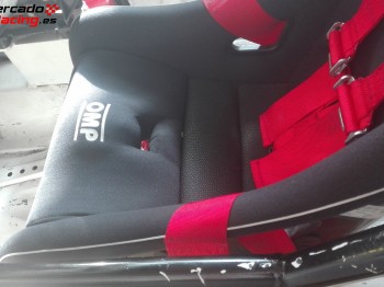 Asiento y cintos omp