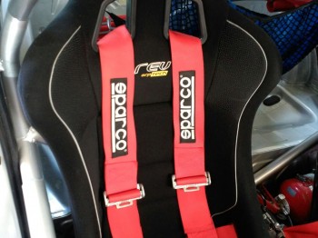 Baquets sparco rev y arneses