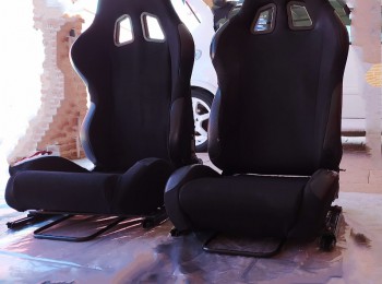 Semibaquets con guías universales