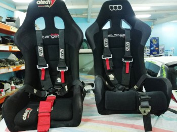 Pareja baquets y arneses