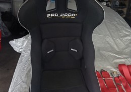 Se venden banquets sparco y arneses sabelt 