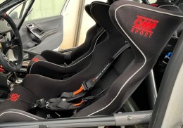 Se venden baquets y arneses 